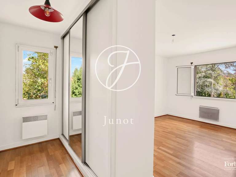 Maison Croissy-sur-Seine - 4 chambres - 274m²