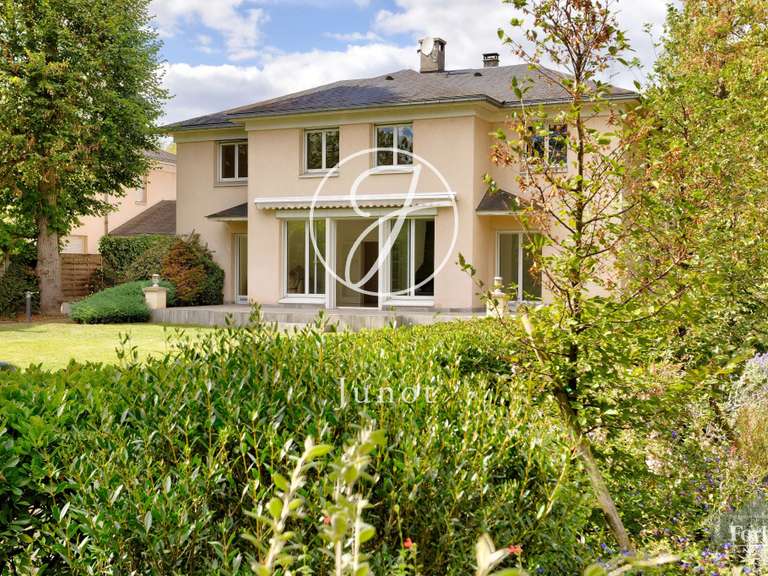 Maison Croissy-sur-Seine - 4 chambres - 274m²