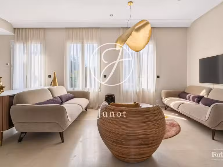 Maison Croissy-sur-Seine - 3 chambres - 119m²