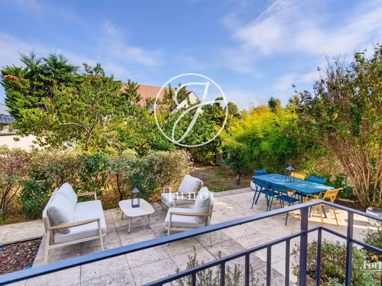 Maison Croissy-sur-Seine - 3 chambres - 119m²