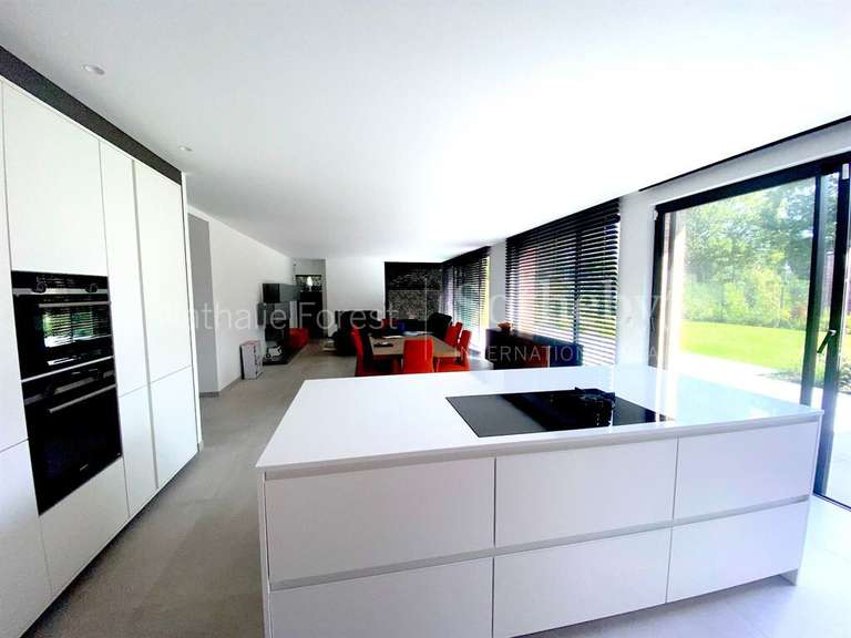 Maison Croix - 4 chambres - 232m²