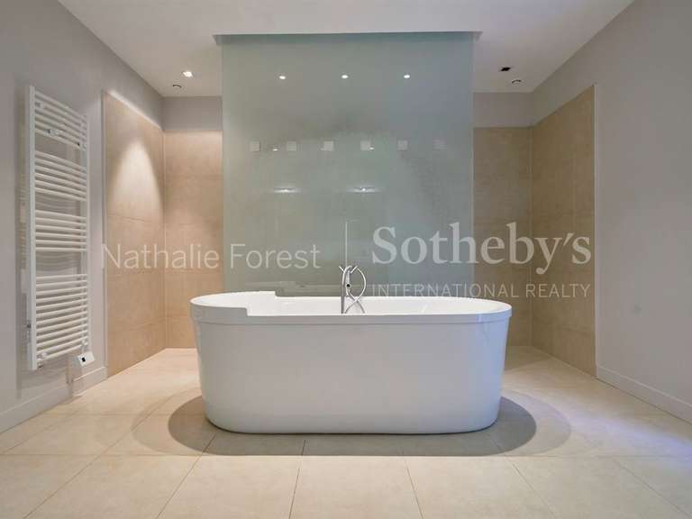 Maison Croix - 5 chambres - 341m²