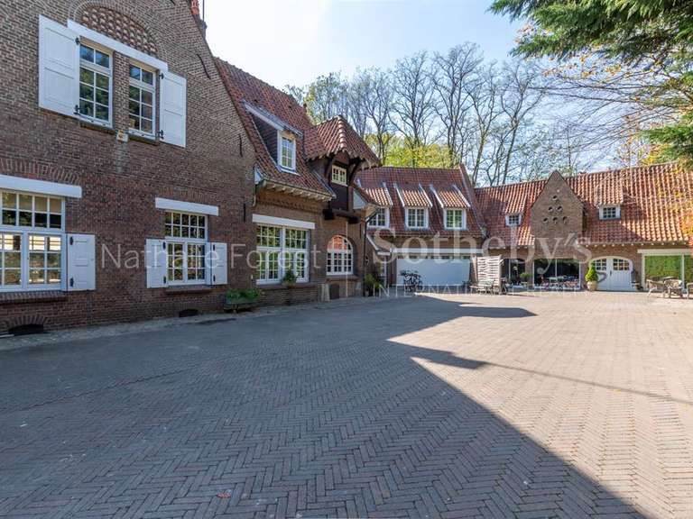 Maison Croix - 9 chambres - 462m²