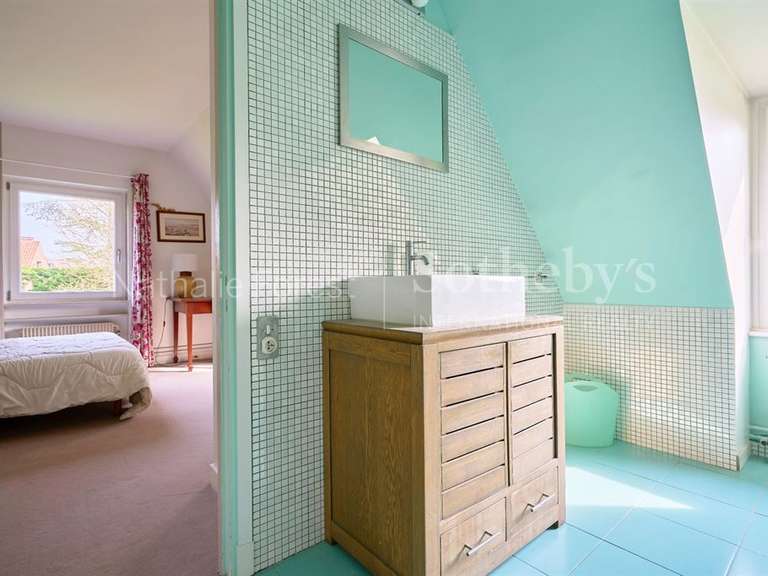 Maison Croix - 5 chambres - 224m²