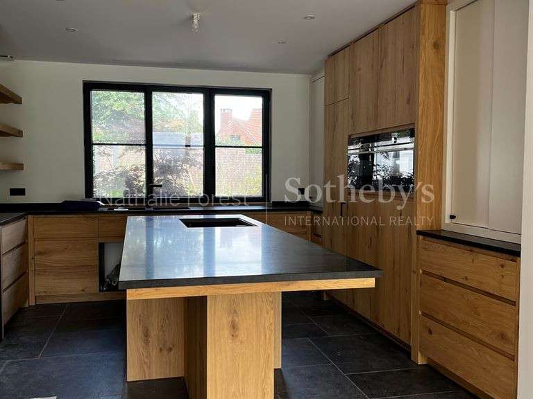 Maison Croix - 4 chambres - 250m²