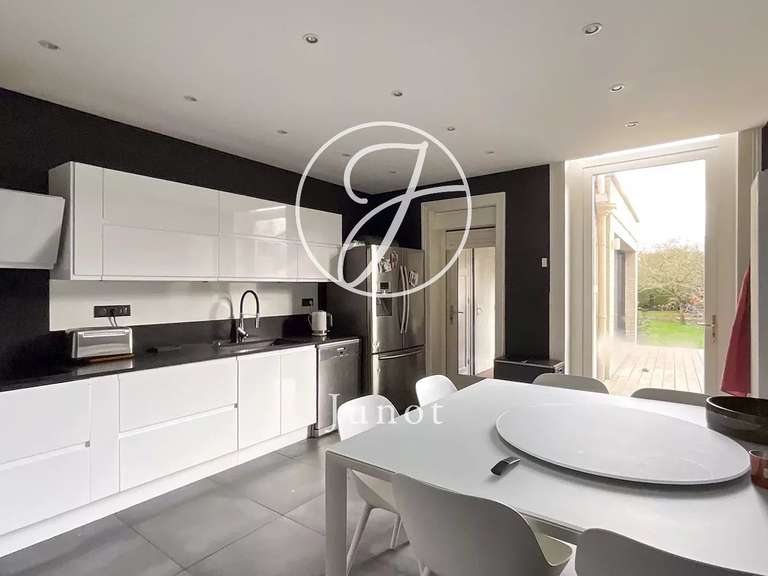 Maison Croix - 6 chambres - 400m²