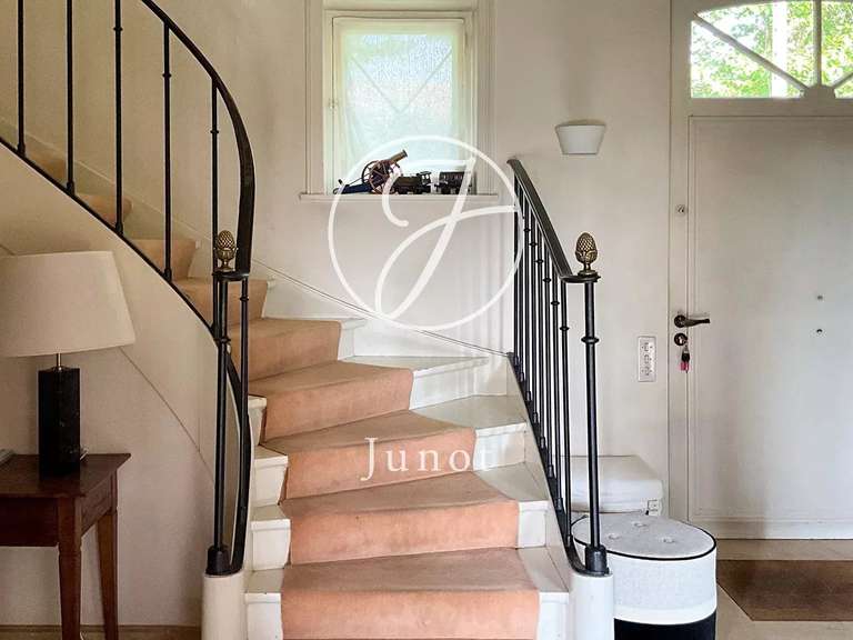 Maison Croix - 6 chambres - 269m²