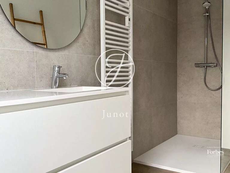 Maison Croix - 4 chambres - 258m²
