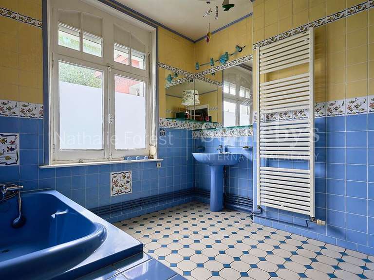 Maison Croix - 7 chambres - 380m²