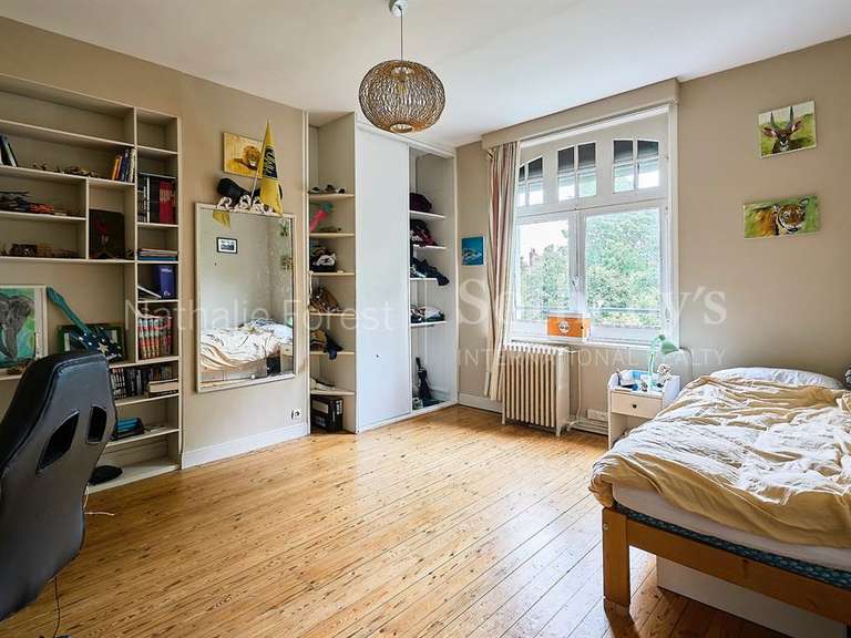 Maison Croix - 7 chambres - 380m²