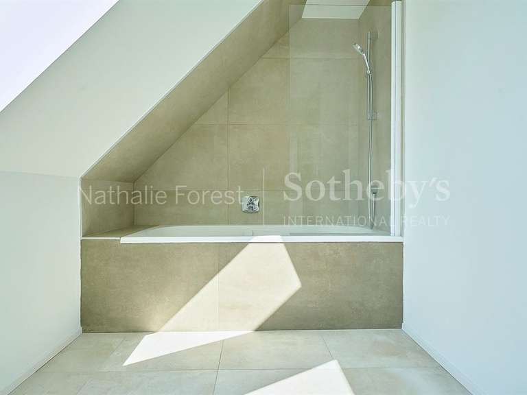 Maison Croix - 5 chambres - 311m²