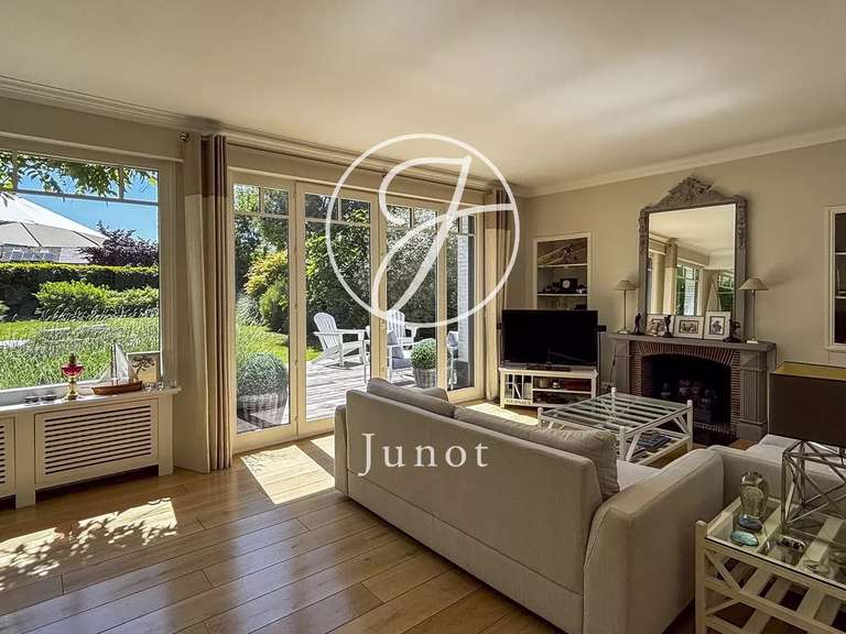 Maison Croix - 5 chambres - 221m²