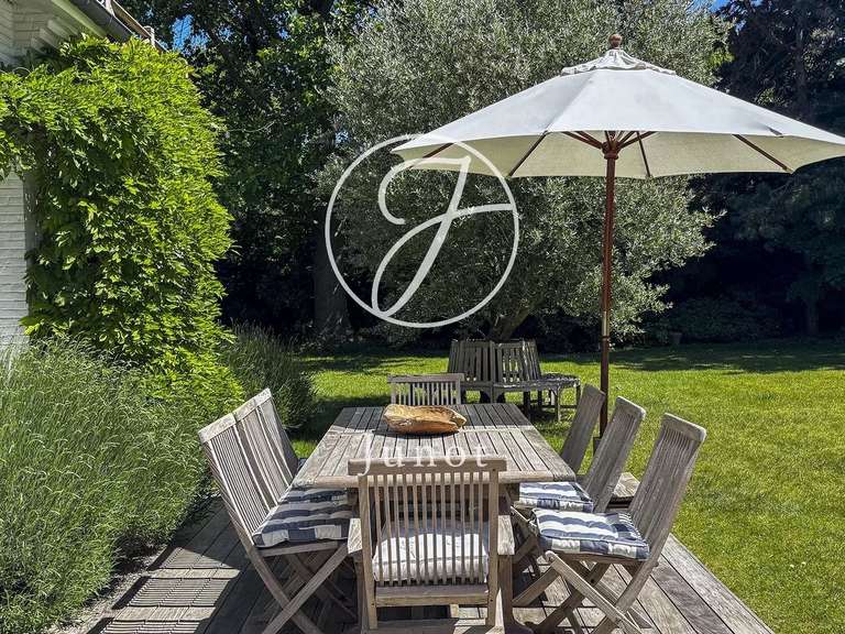 Maison Croix - 5 chambres - 221m²
