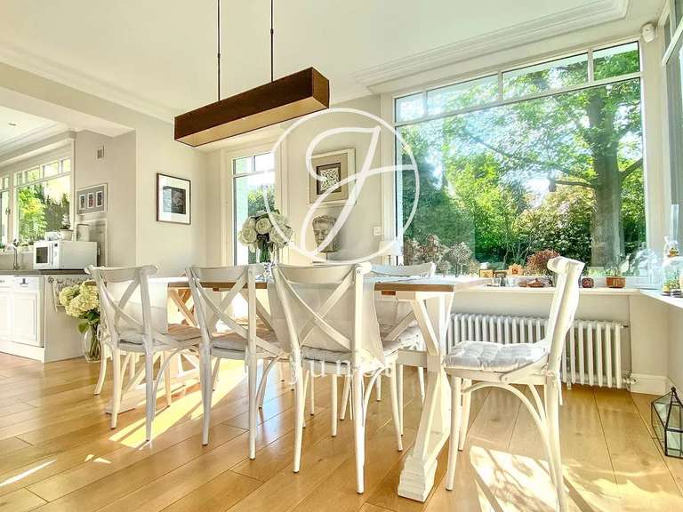 Maison Croix - 5 chambres - 221m²