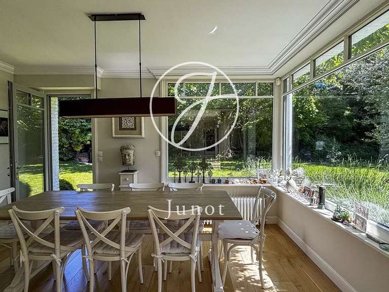 Maison Croix - 5 chambres - 221m²