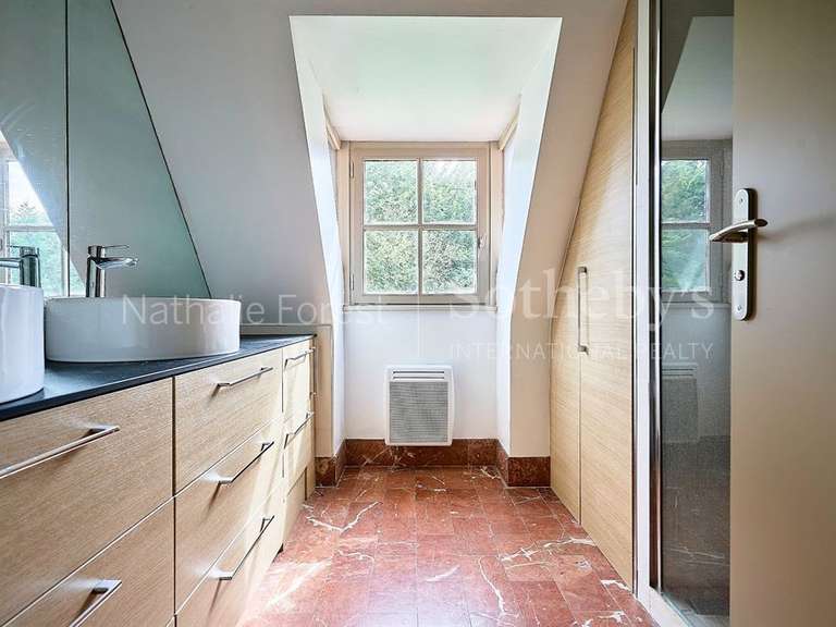 Maison Croix - 6 chambres - 232m²