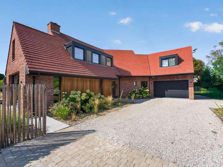 Maison Croix - 5 chambres - 273m²