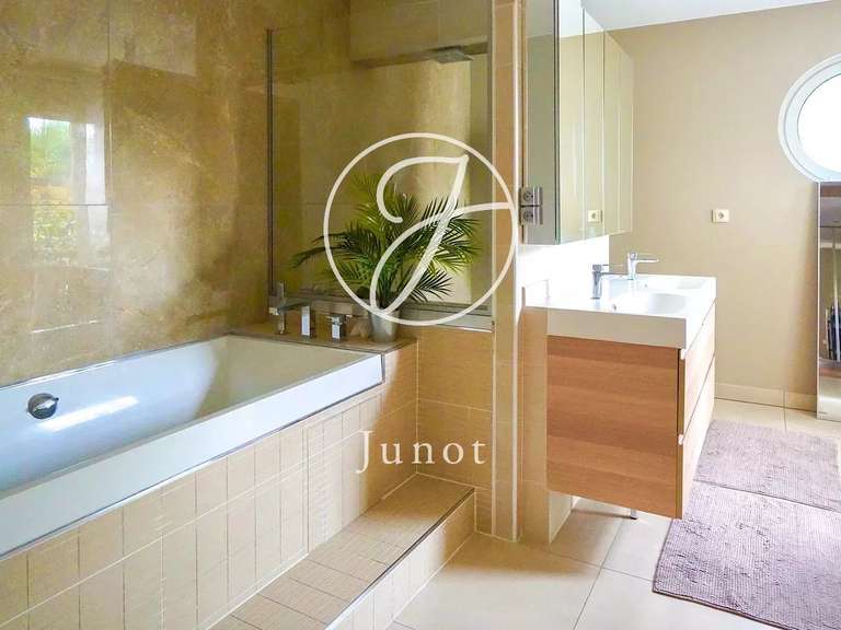 Villa Croix - 5 chambres - 400m²