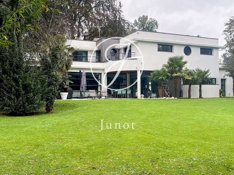 Villa Croix - 5 chambres - 400m²