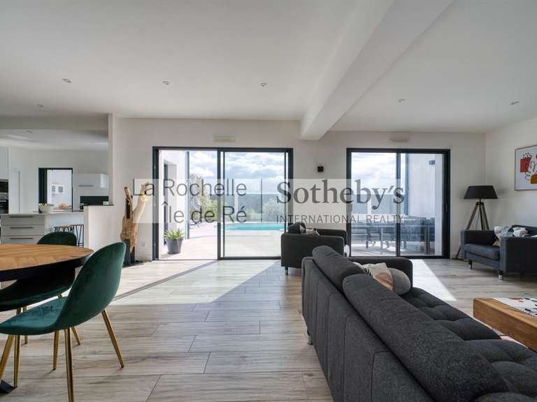 Maison Croix-Chapeau - 4 chambres - 202m²
