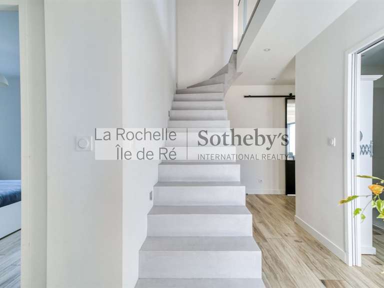 Maison Croix-Chapeau - 4 chambres - 202m²