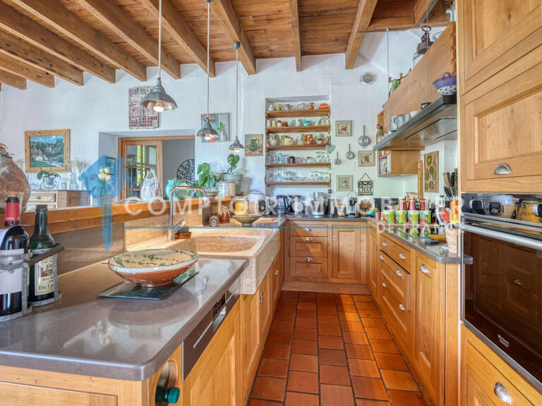 Maison Crolles - 6 chambres - 250m²