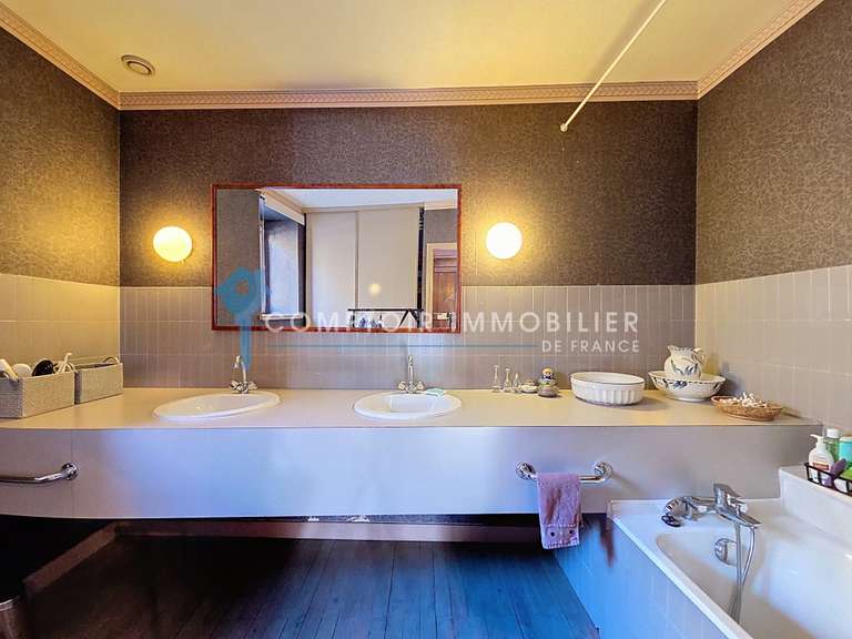 Maison Crolles - 3 chambres - 180m²