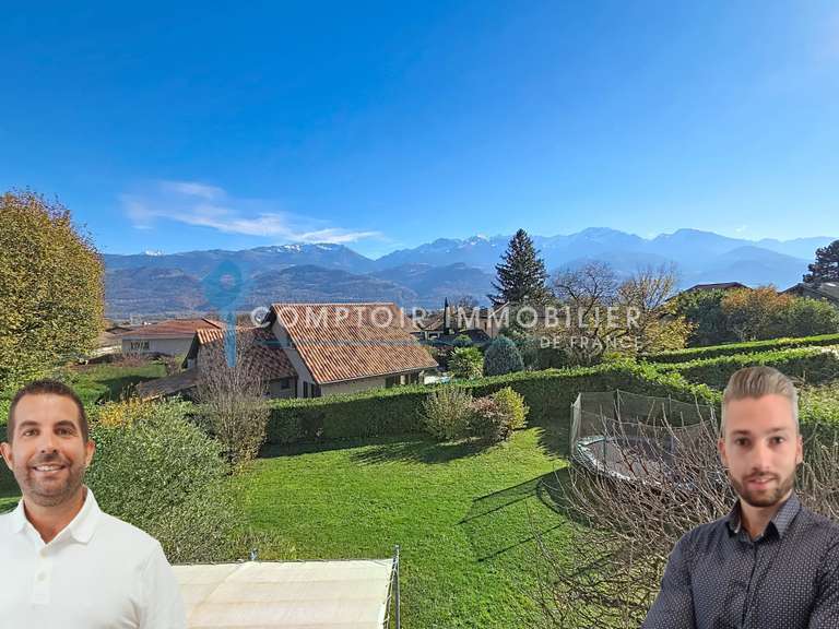 Maison Crolles - 8 chambres - 280m²