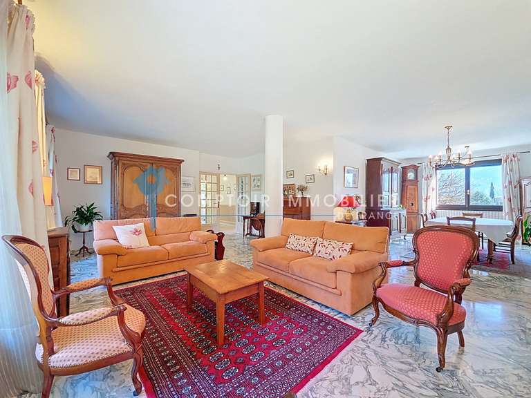 Maison Crolles - 8 chambres - 280m²