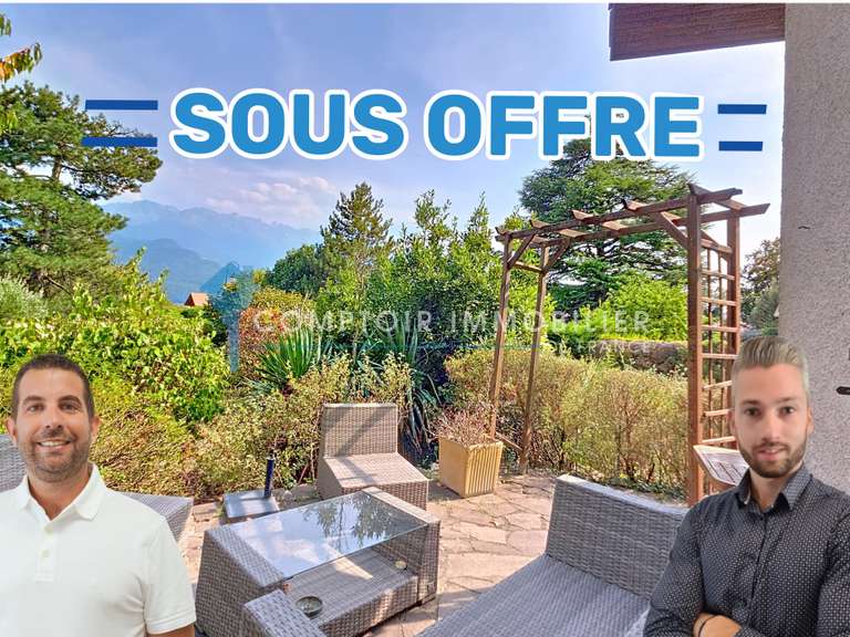 Maison Crolles - 4 chambres - 150m²