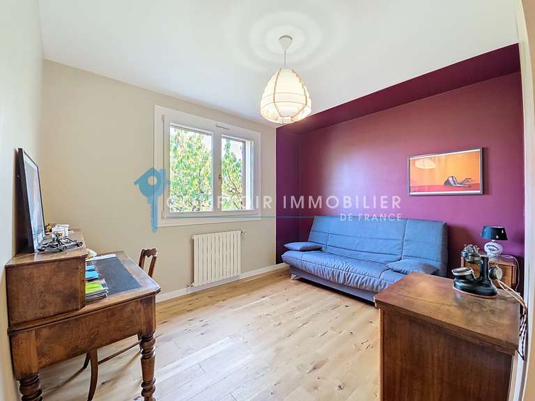 Maison Crolles - 4 chambres - 150m²