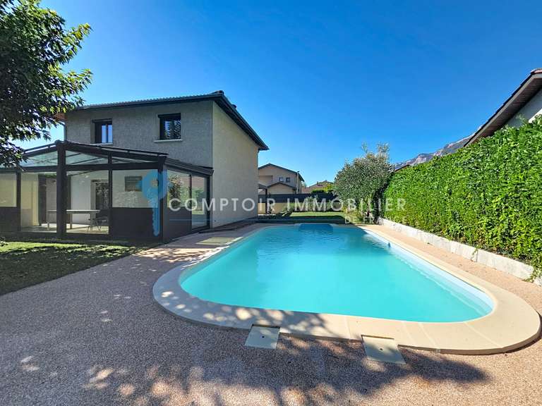 Maison Crolles - 3 chambres - 100m²