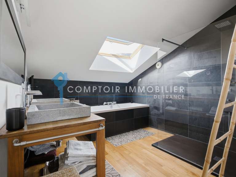 Maison Crolles - 3 chambres - 151m²