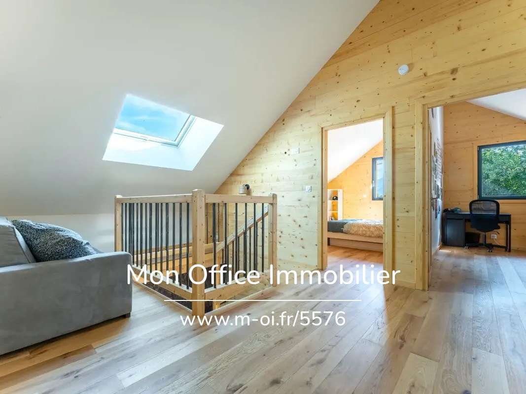 Chalet Crots