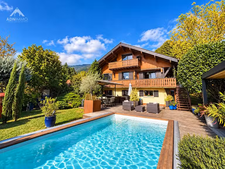Maison Crozet - 4 chambres - 148m²