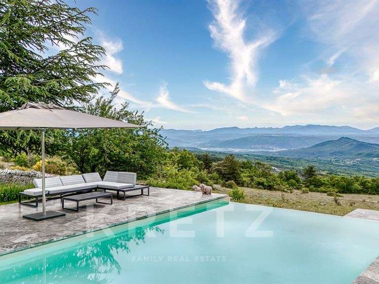 Maison Cruis - 3 chambres - 260m²