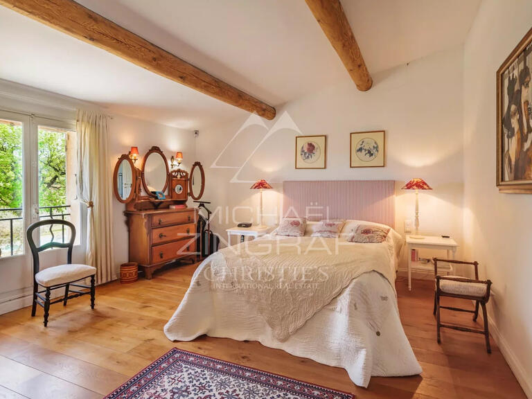 Maison Cucuron - 5 chambres - 330m²