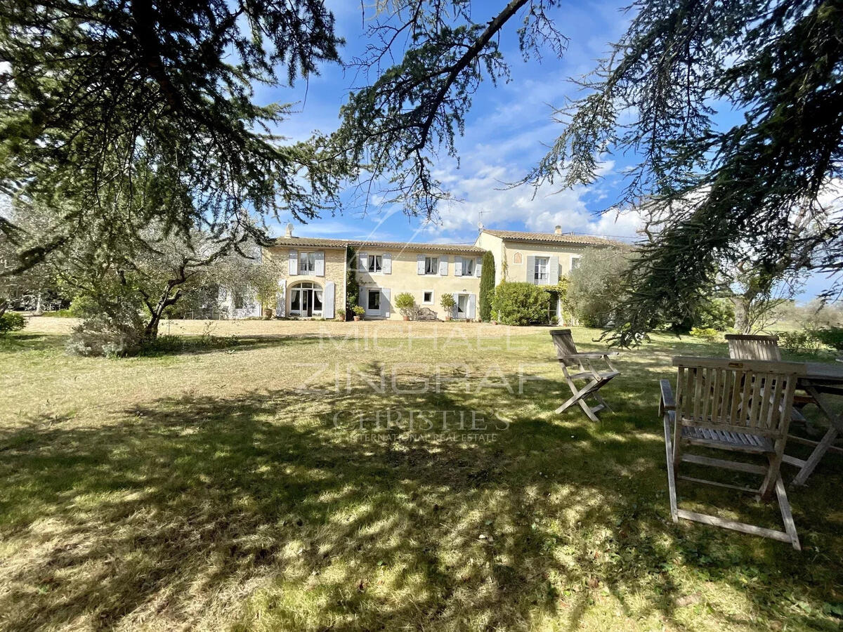 House Cucuron