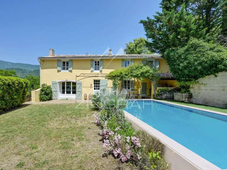 House Cucuron - 5 bedrooms - 229m²
