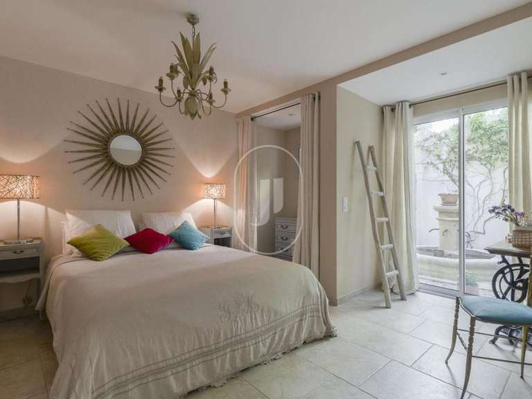 Maison Cucuron - 3 chambres - 124m²