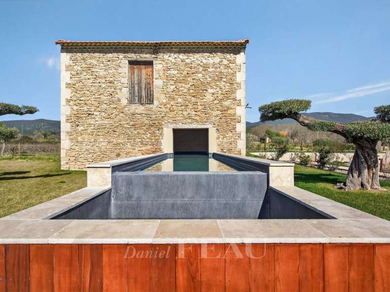 Maison Cucuron - 5 chambres - 520m²