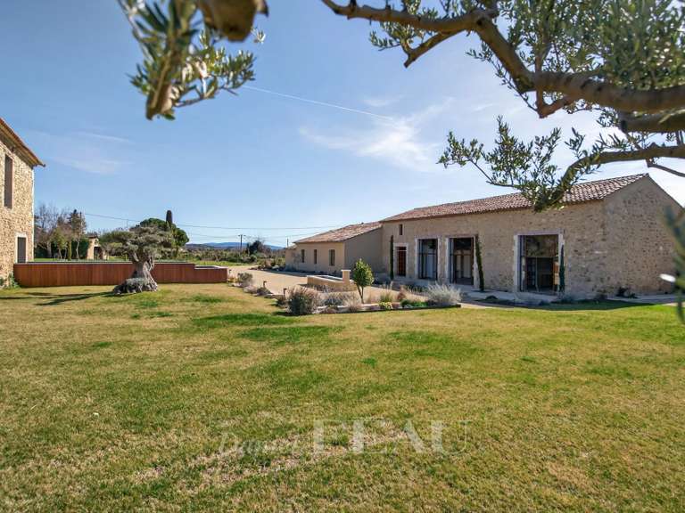 Maison Cucuron - 5 chambres - 520m²