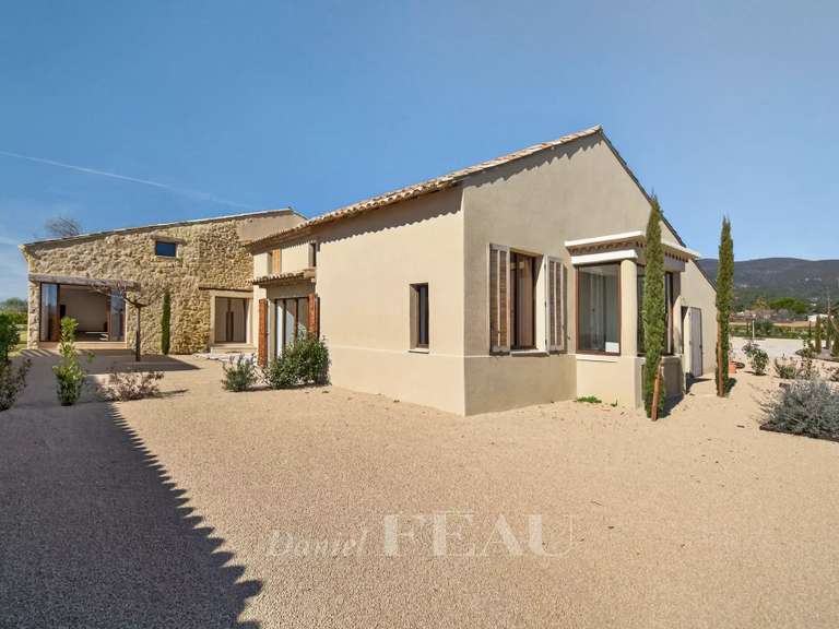 Maison Cucuron - 5 chambres - 520m²