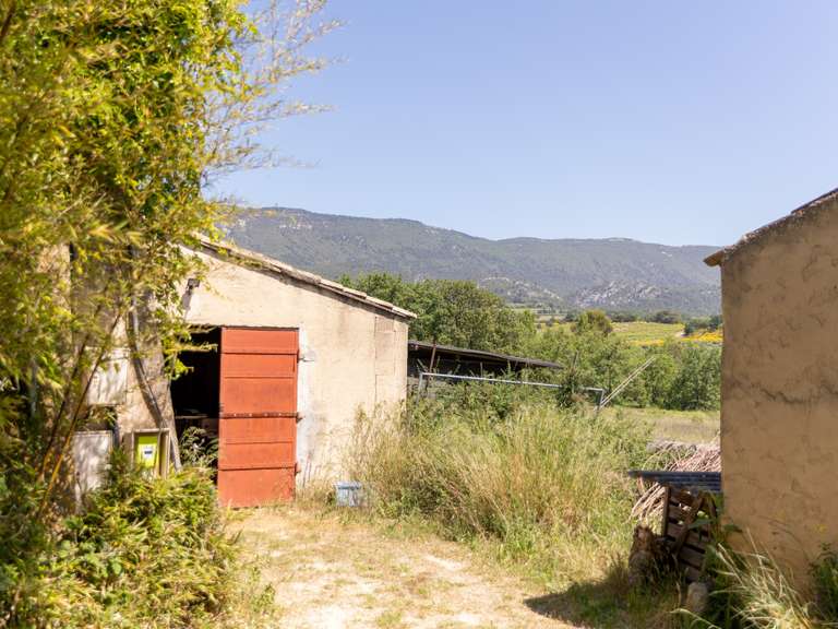 Maison Cucuron - 6 chambres - 550m²