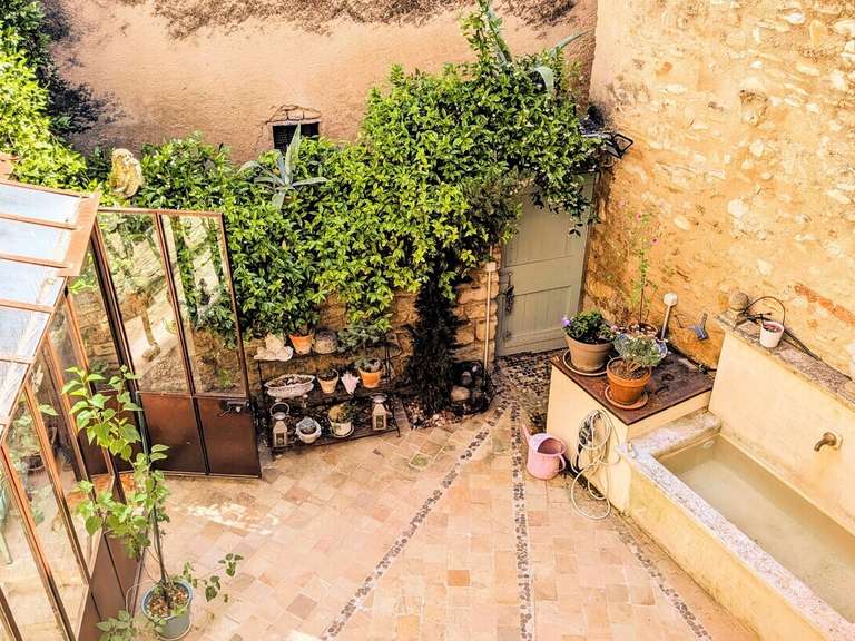 Villa Cucuron - 2 chambres - 146m²