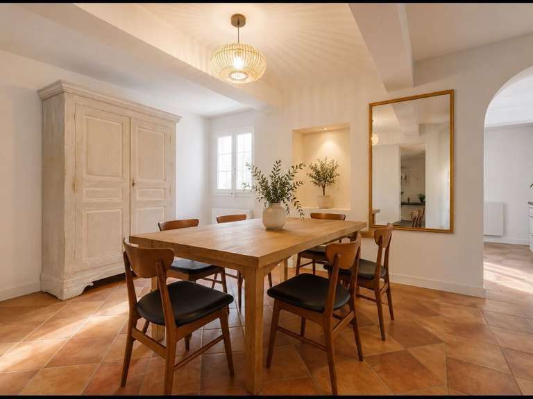 Villa Cucuron - 2 chambres - 146m²