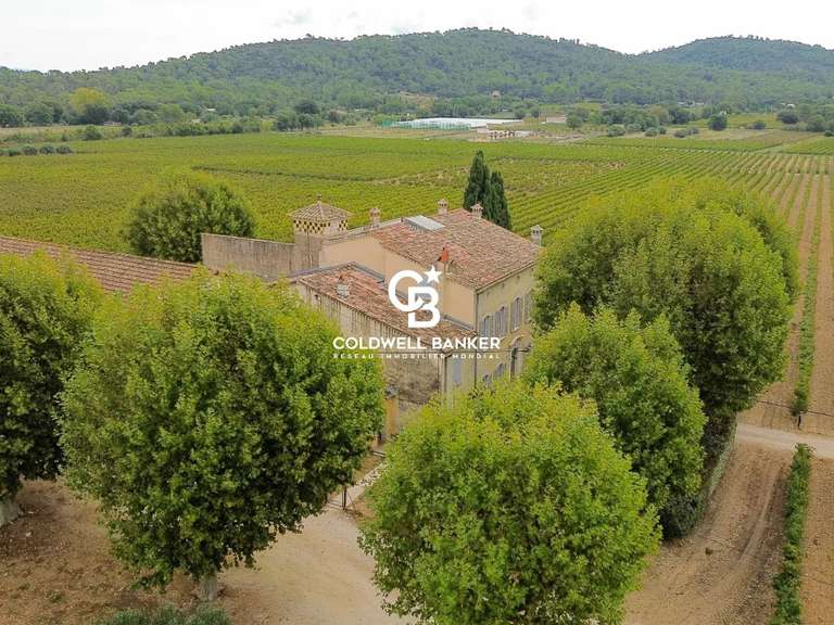 Domaine viticole Cuers - 7 chambres - 1100m²