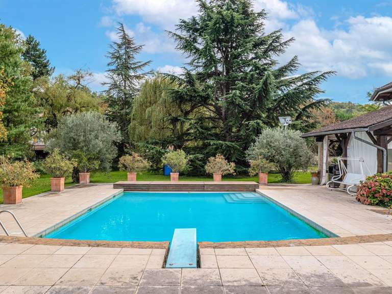 Propriété Culin - 12 chambres - 472m²