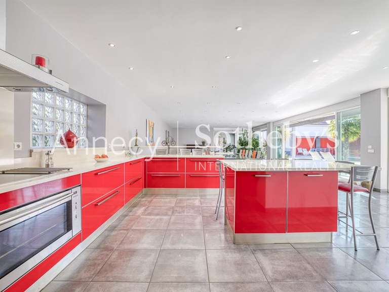 Maison Culoz - 5 chambres - 330m²