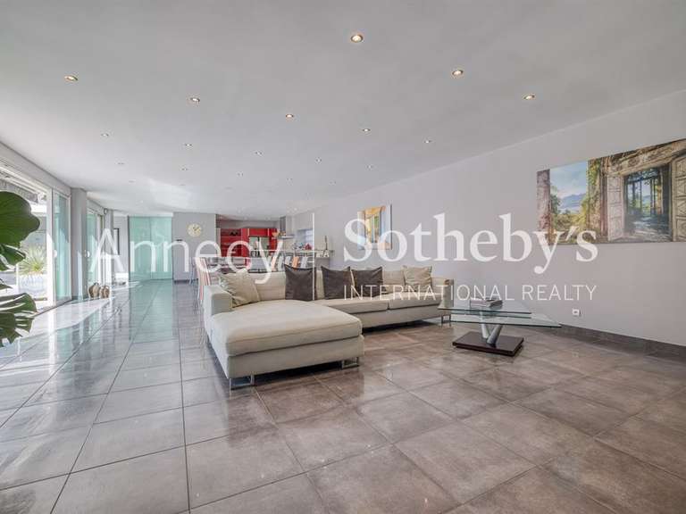 Maison Culoz - 5 chambres - 330m²